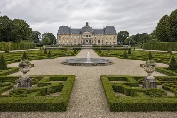 Classical European design style